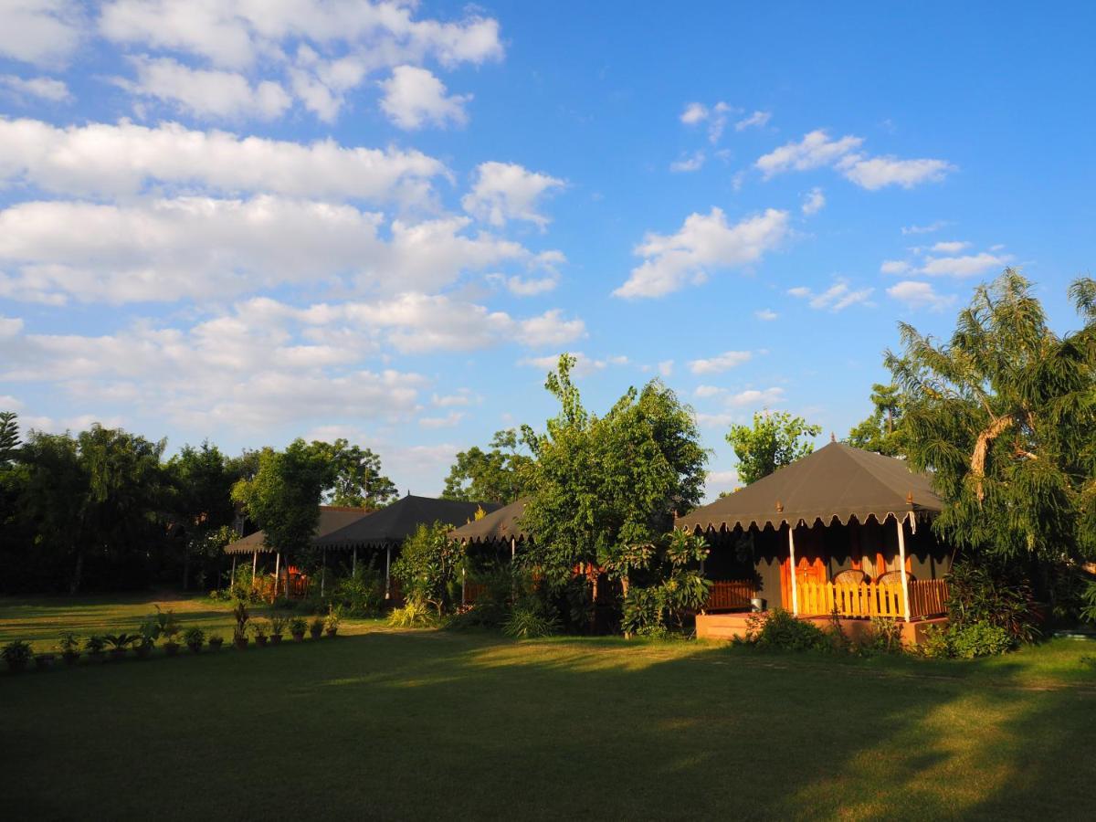 Pushkar Vela Resort Екстер'єр фото